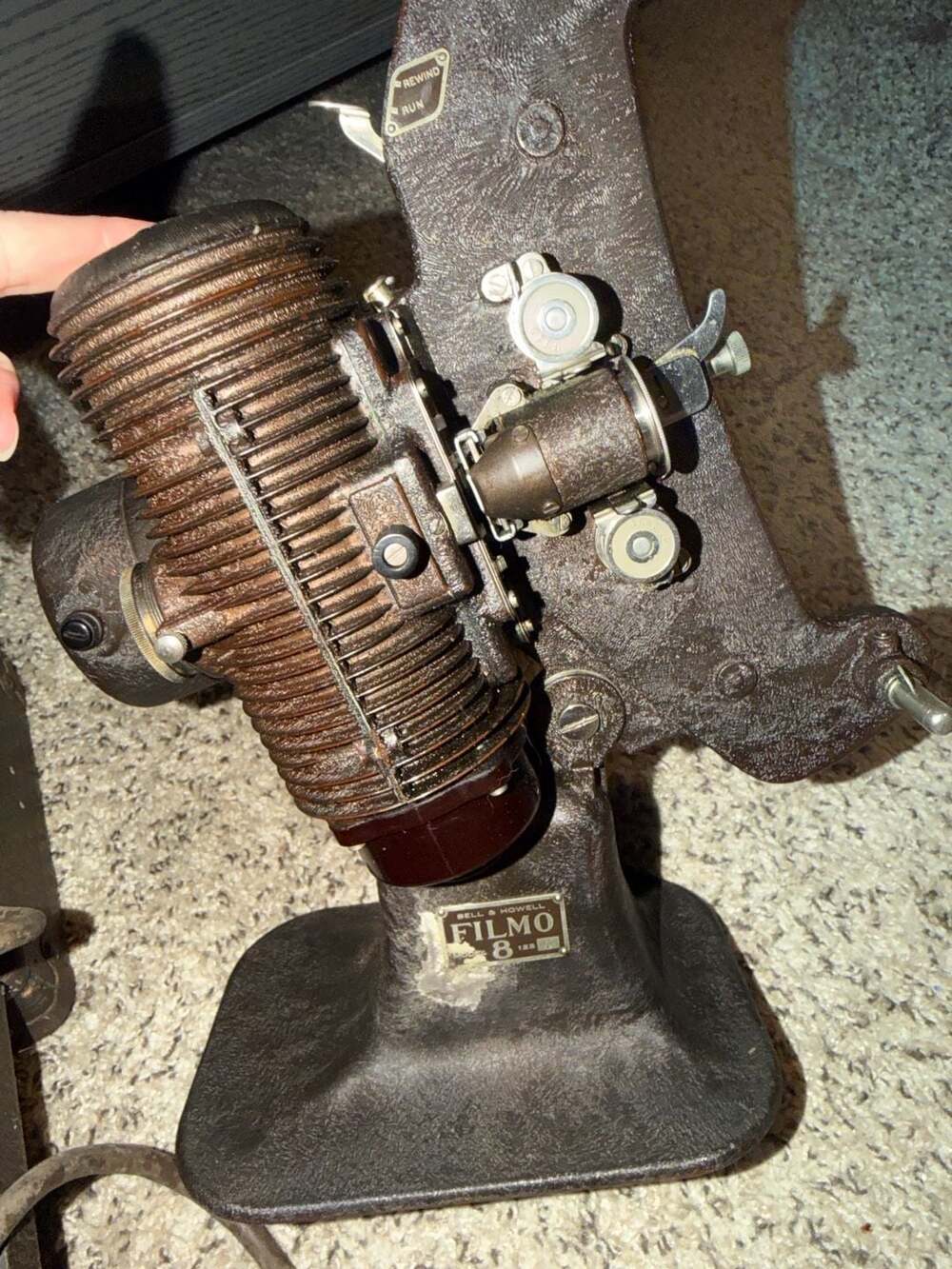 1934 Bell & Howell Early 8mm Film Projector - Antique Regent Model - Perfect Con